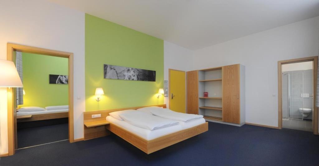 Bildungs- & Tagungshaeuser Vierzehnheiligen Bad Staffelstein Exteriör bild